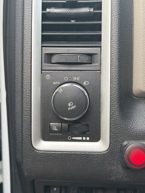 Used 2011 RAM 1500 Outdoorsman AWD/4WD image 16