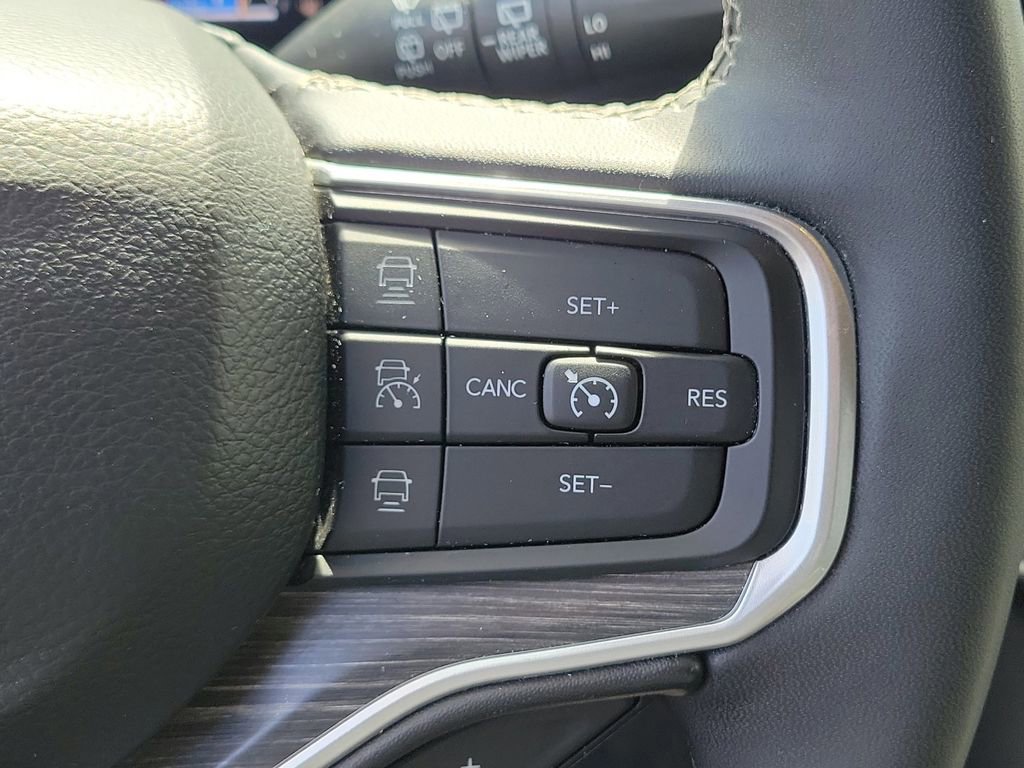 Used 2024 Jeep Wagoneer Series II w/ Flexible Seating Group AWD/4WD image 26