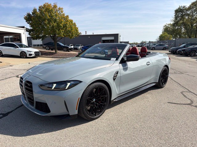 Used 2025 BMW M4 xDrive Competition w/ Executive Package AWD/4WD image 2