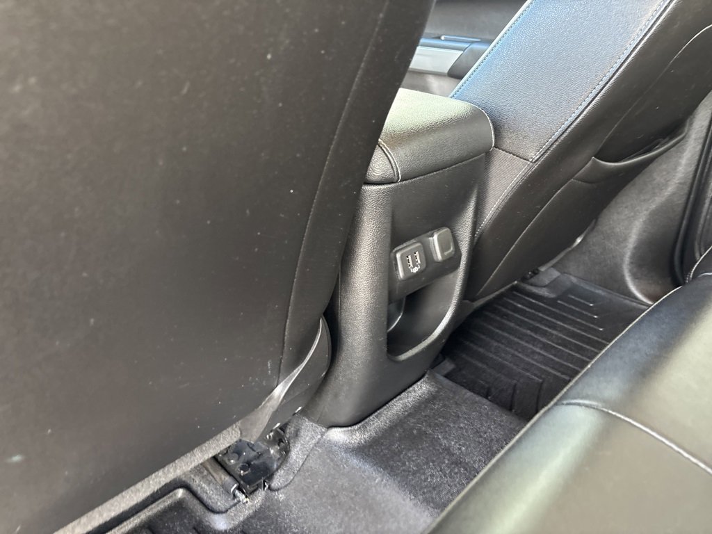 Used 2020 Chevrolet Colorado LT w/ Colorado RST Special Edition image 29