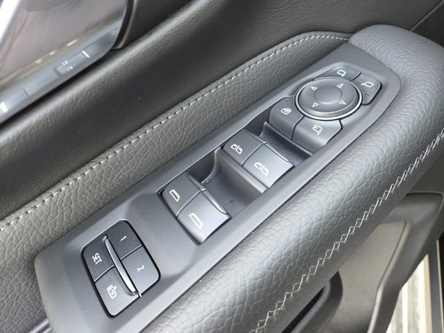 Used 2021 GMC Yukon Denali w/ Denali Ultimate Package image 11