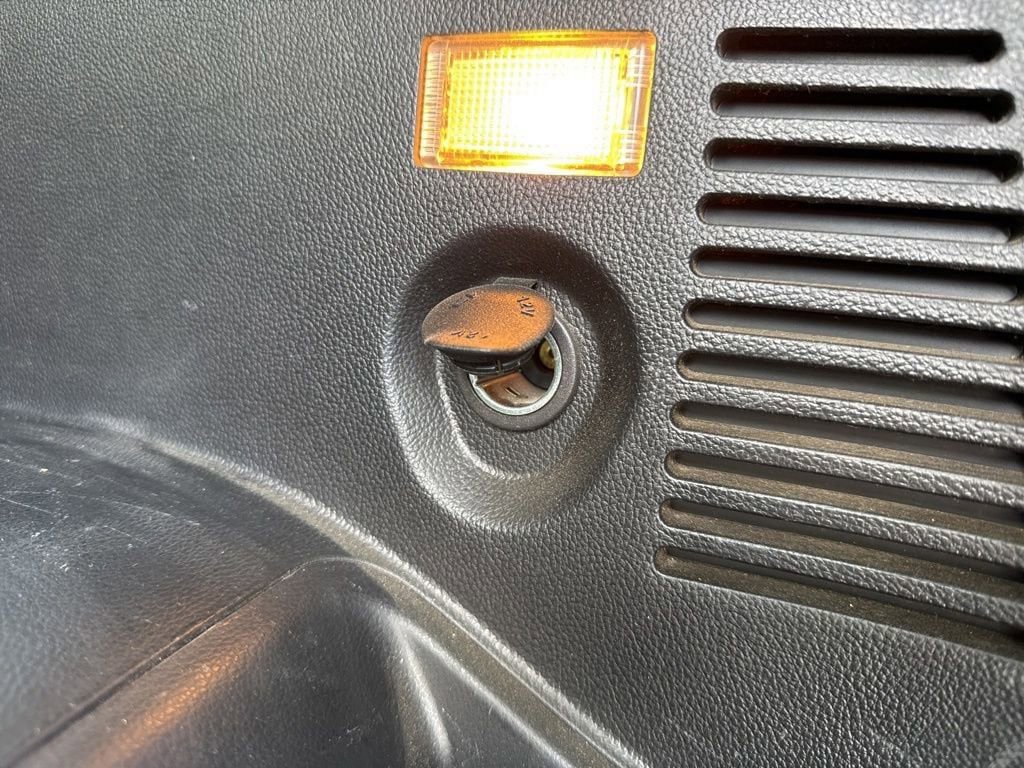 Used 2014 Chevrolet Captiva Sport LT w/ Convenience Package image 15