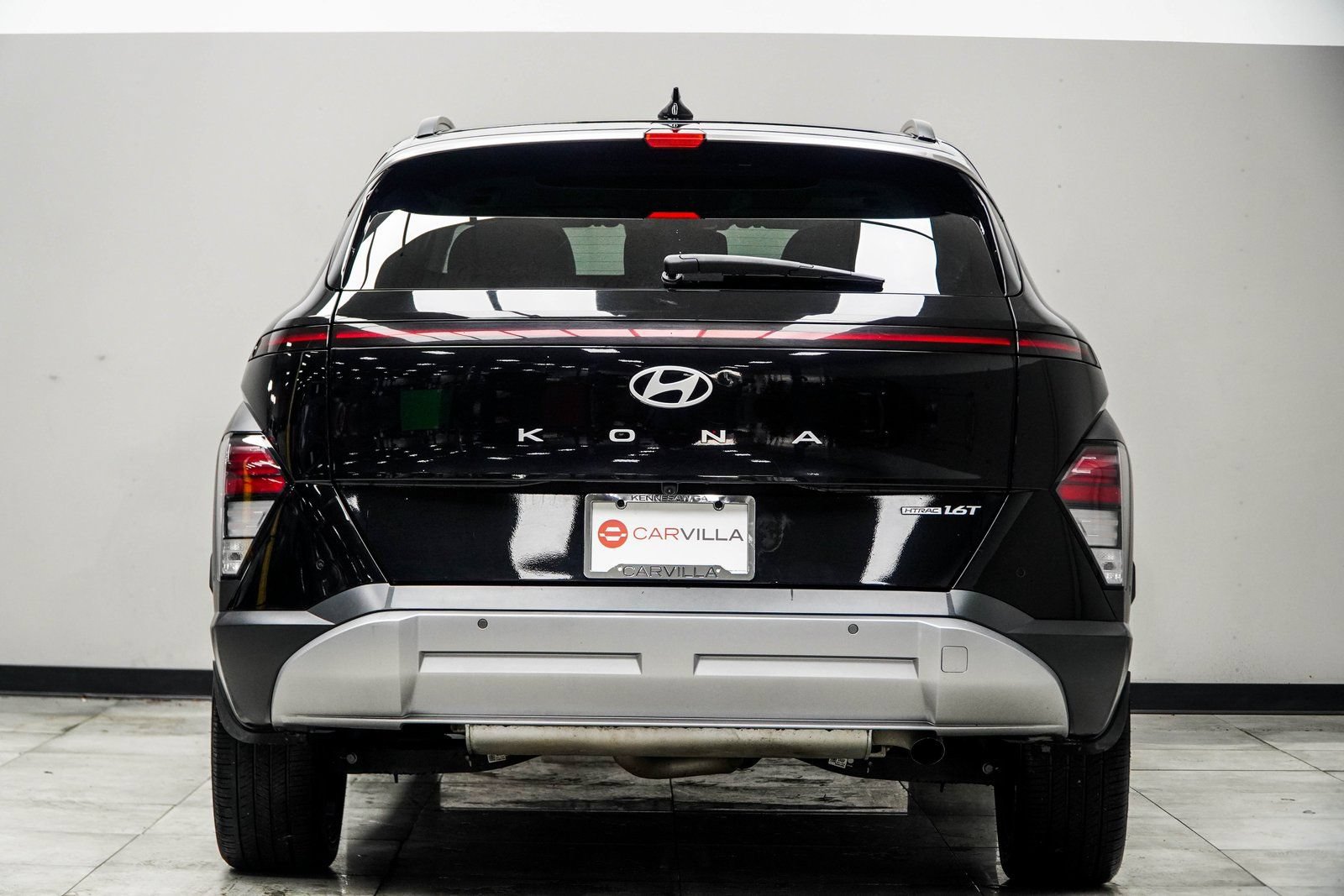 Used 2024 Hyundai Kona Limited AWD/4WD image 13