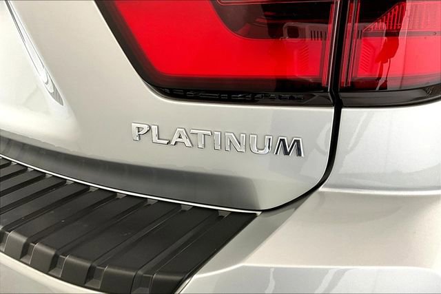 Used 2024 Nissan Armada Platinum w/ Captain's Chairs Package image 14