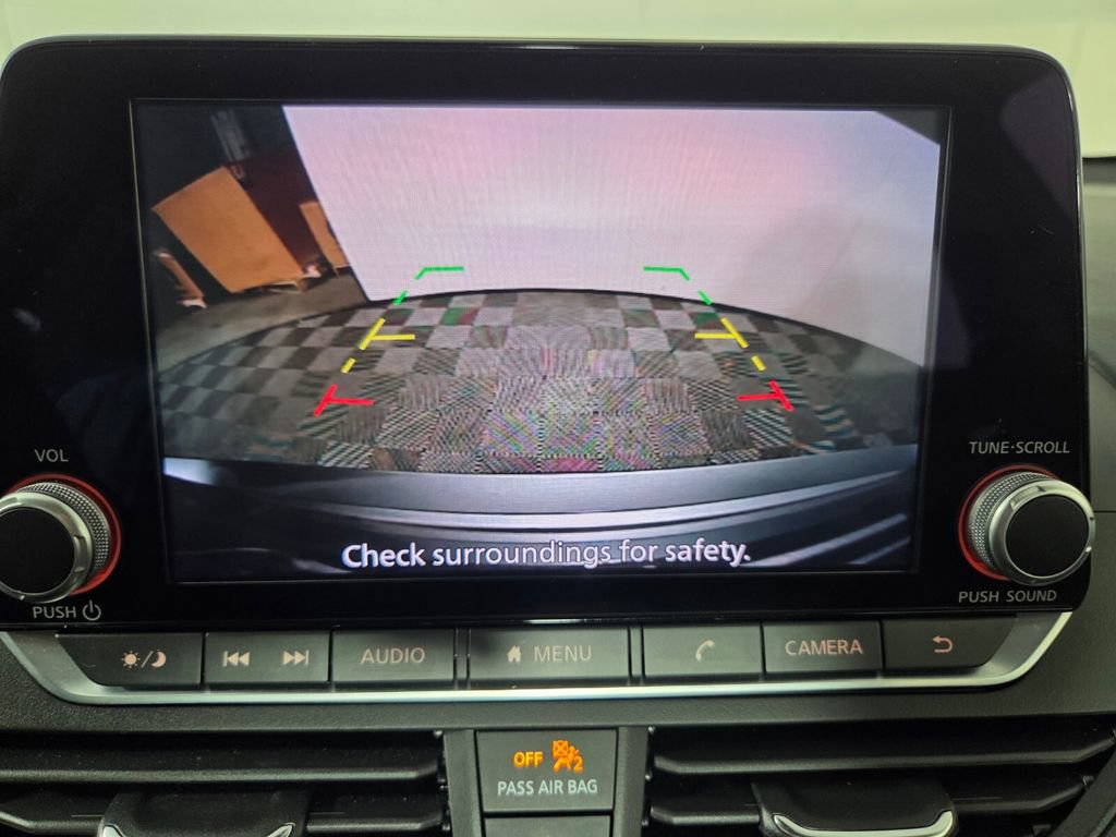 Used 2022 Nissan Altima 2.5 SR image 14