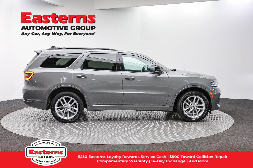 Used 2024 Dodge Durango GT AWD/4WD image 5