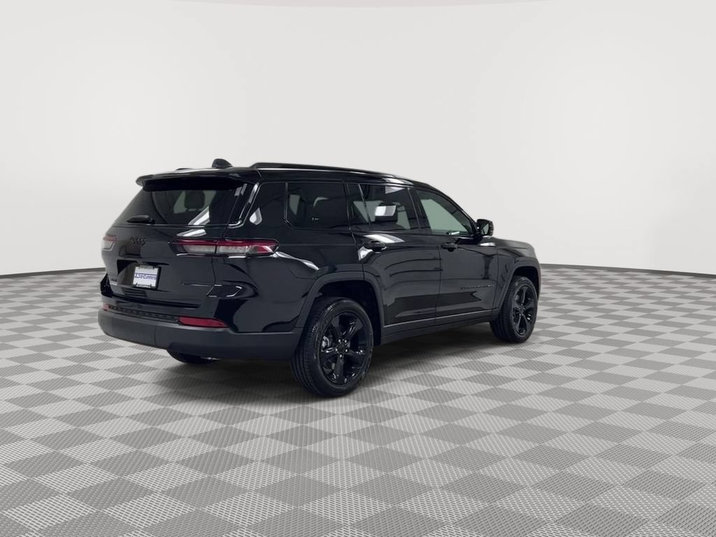 Used 2023 Jeep Grand Cherokee L Altitude AWD/4WD image 8