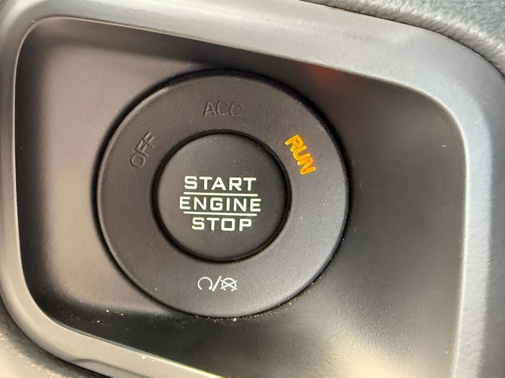 Used 2024 Jeep Wrangler Sahara w/ Safety Group image 17