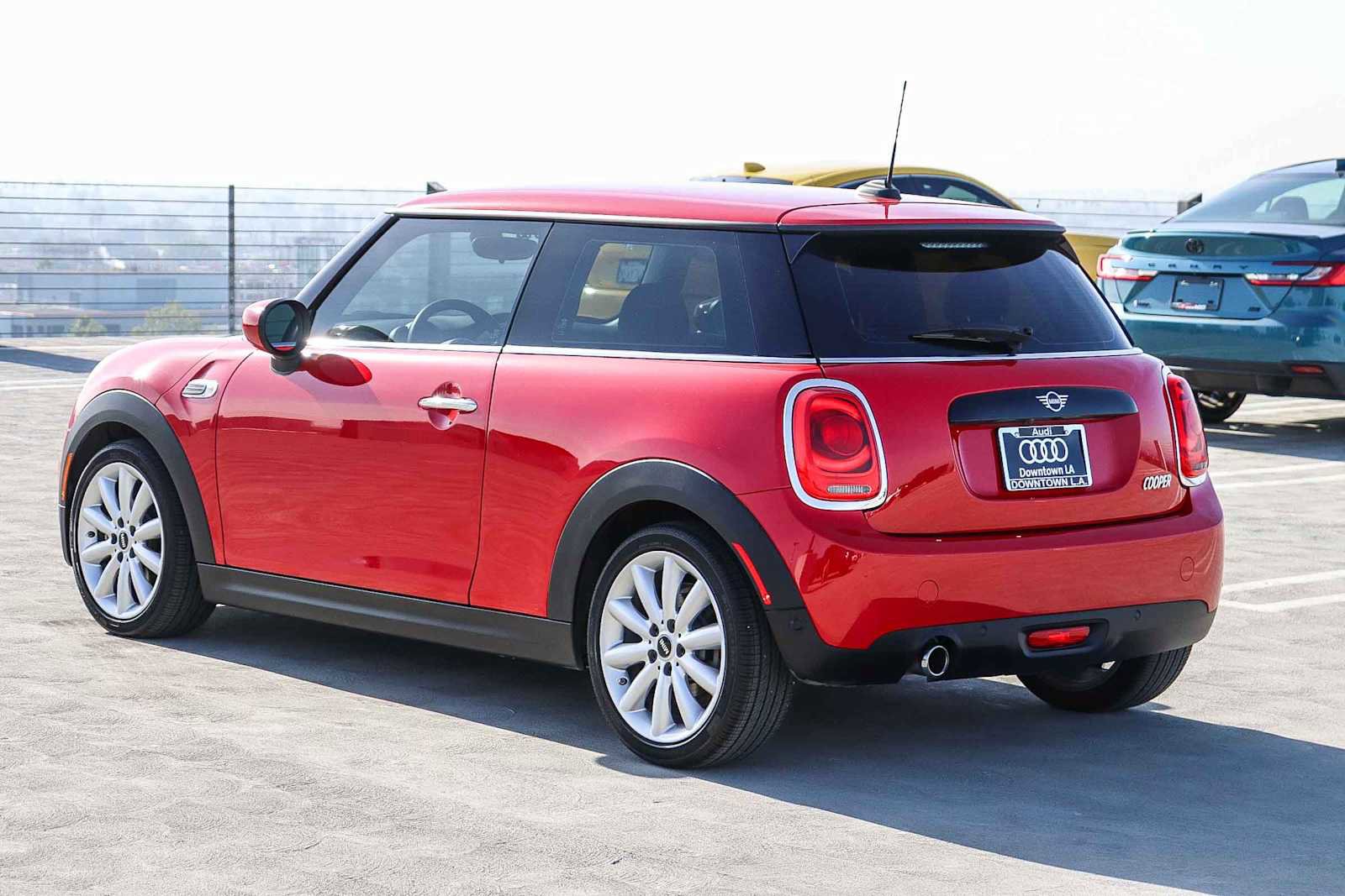 Used 2020 MINI Cooper 2-Door Hardtop image 6
