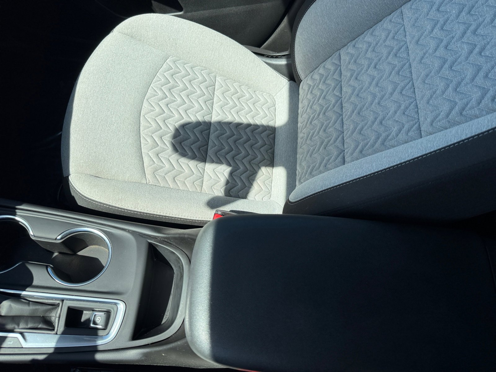 Used 2022 Chevrolet Equinox LT image 14