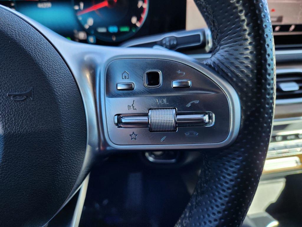 Used 2022 Mercedes-Benz GLS 450 4MATIC image 27