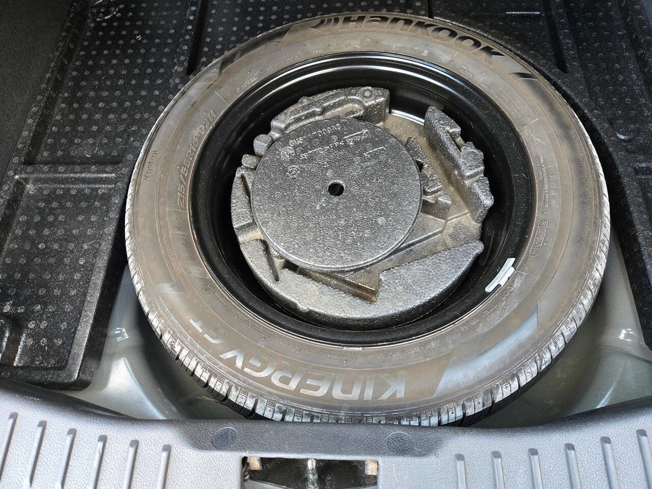 Used 2012 Ford Focus SE image 29