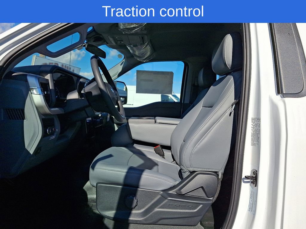 New 2025 Ford F550 4x4 Regular Cab Super Duty w/ XL Chrome Package image 8