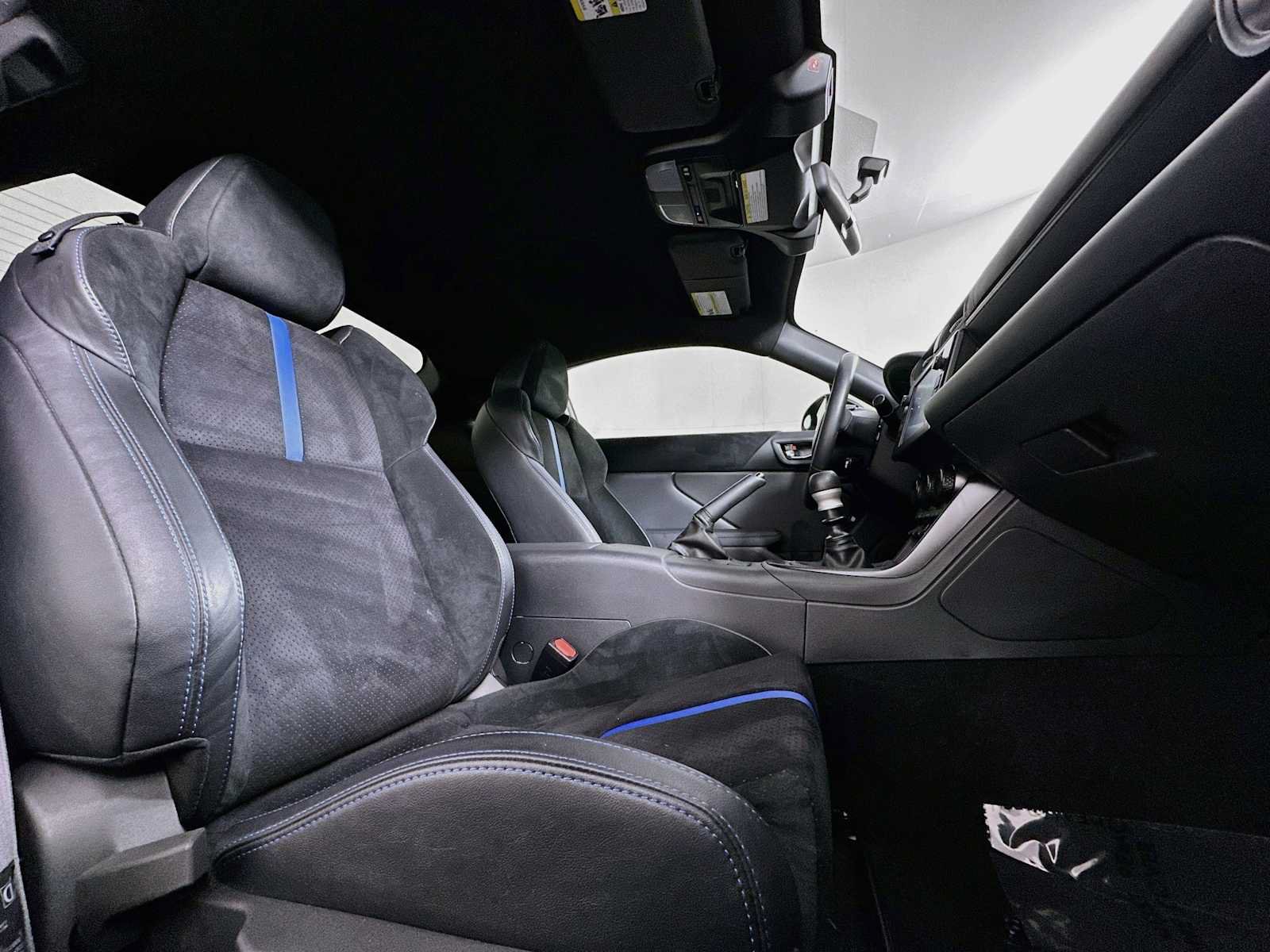 Certified 2025 Subaru BRZ tS RWD image 24
