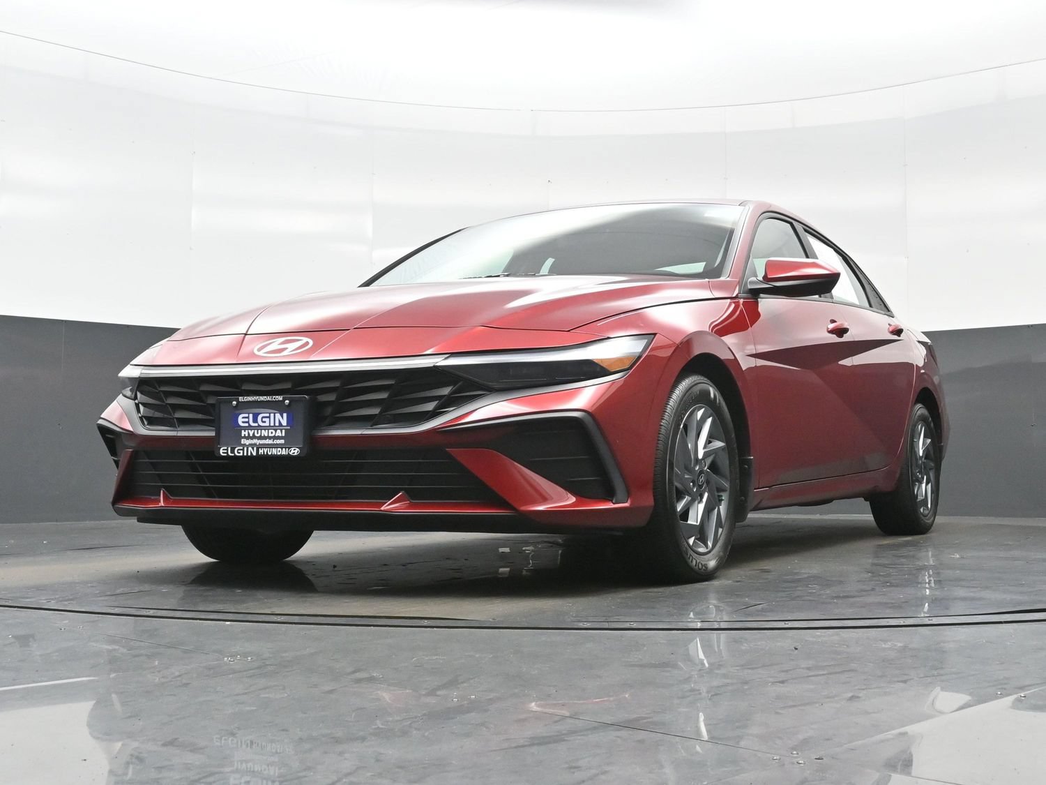 Certified 2024 Hyundai Elantra SEL FWD image 30
