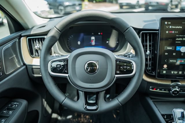 New 2026 Volvo XC60 T8 Ultra w/ Protection Package Premier AWD/4WD image 30