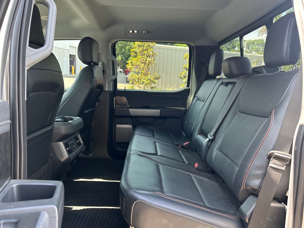 Used 2024 Ford F250 Lariat w/ Lariat Ultimate Package AWD/4WD image 13