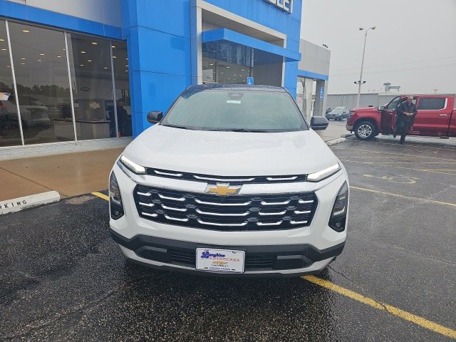 New 2026 Chevrolet Equinox LT w/ Convenience Package II image 2
