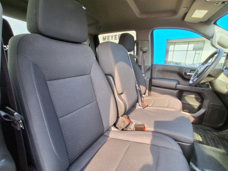 Used 2023 Chevrolet Silverado 1500 W/T w/ Trailering Package AWD/4WD image 15