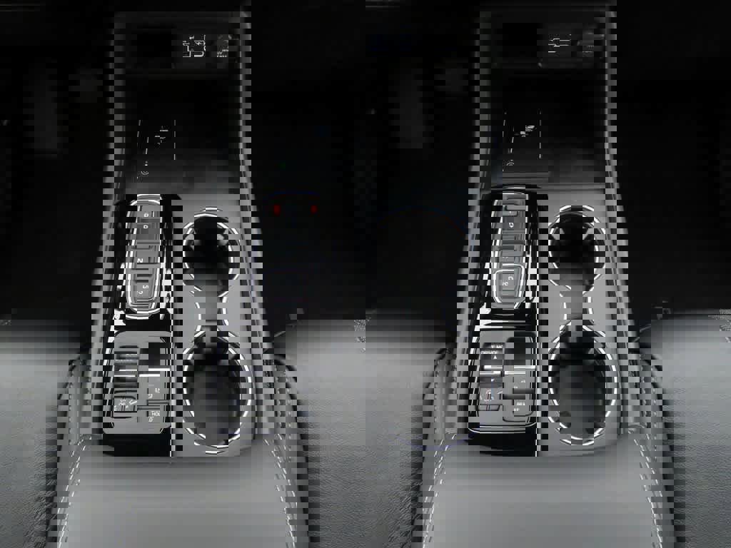 New 2025 Honda Pilot Touring image 25