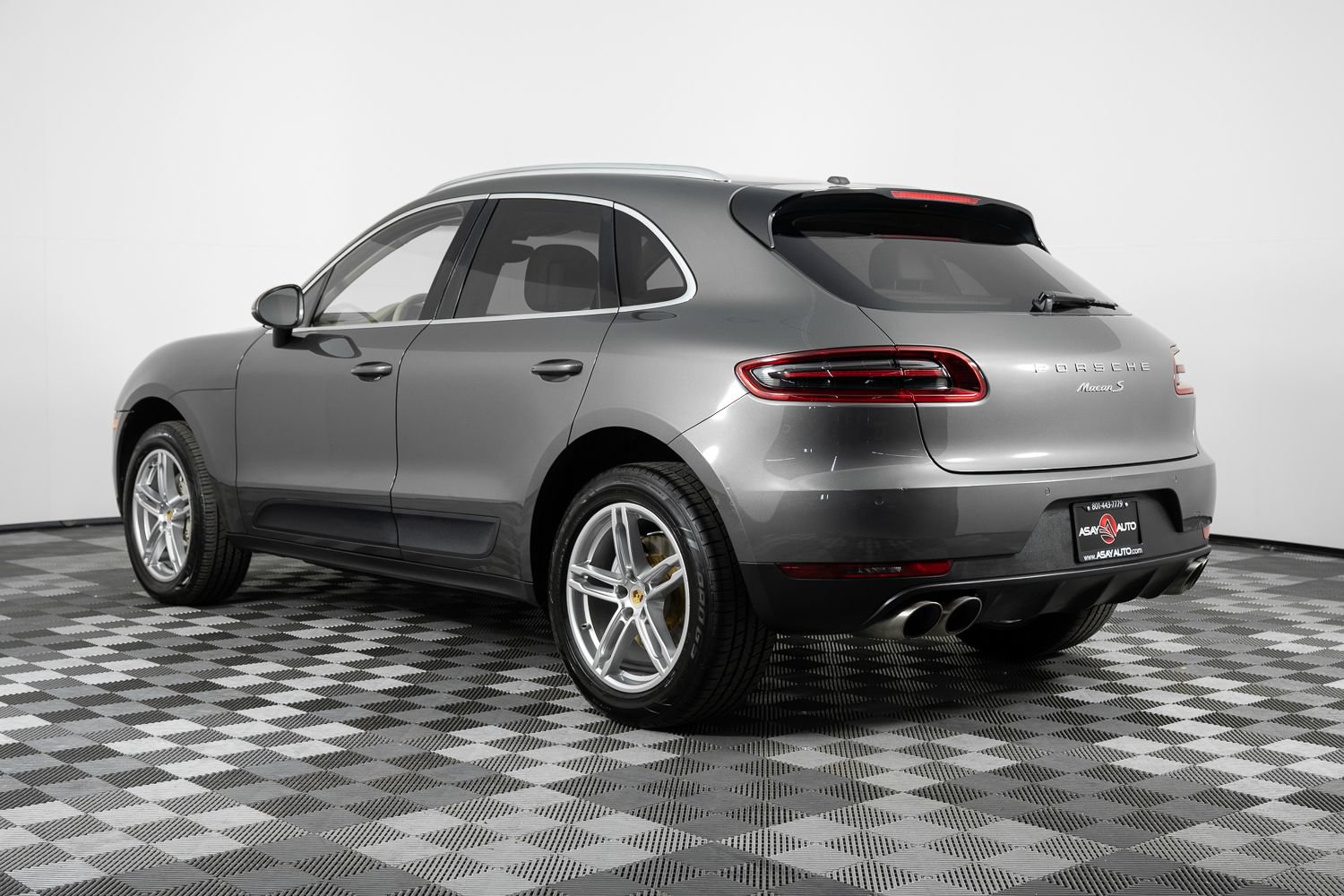 Used 2016 Porsche Macan S AWD/4WD image 4