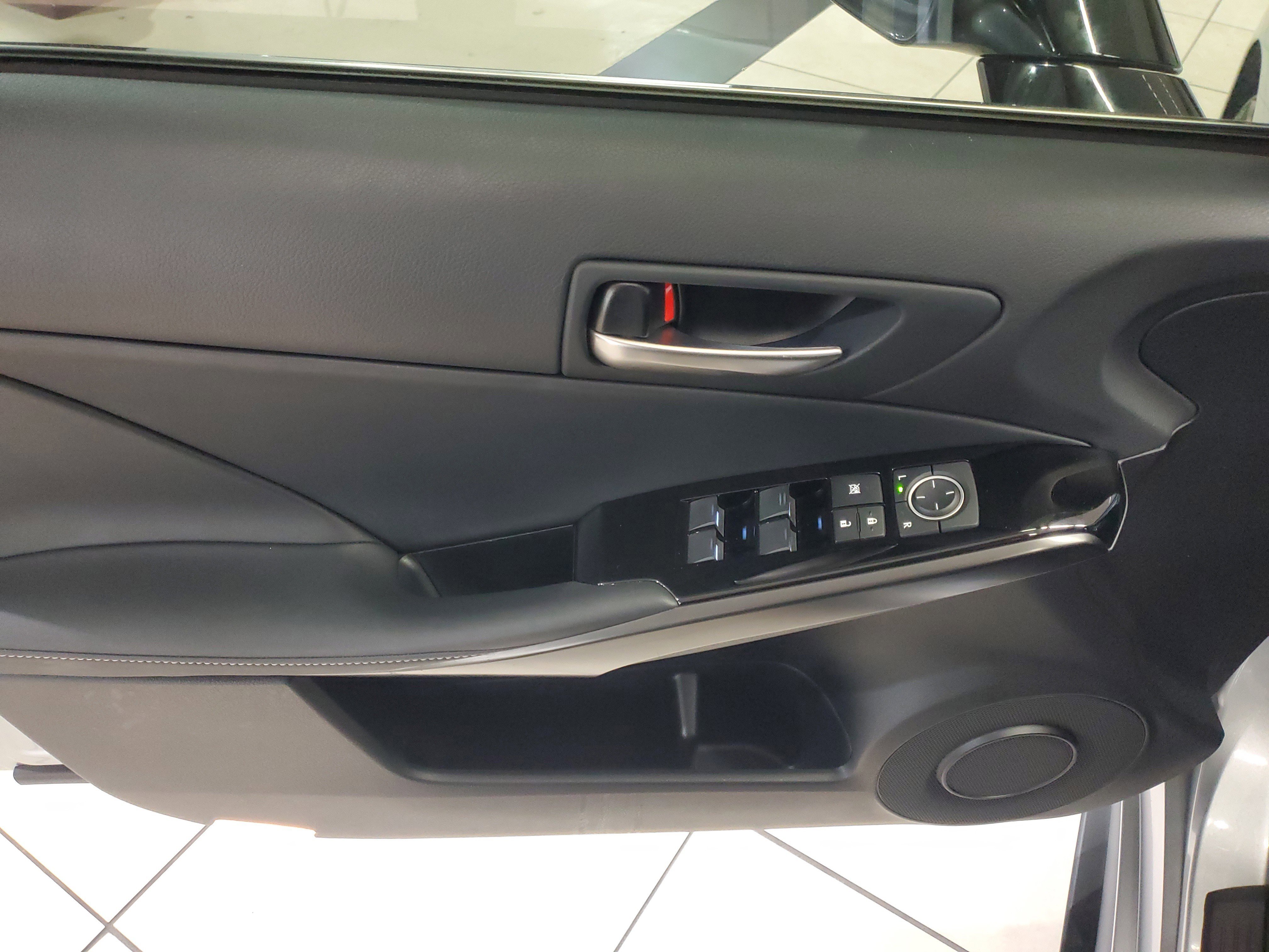 Certified 2023 Lexus IS 300 w/ Comfort Package image 18