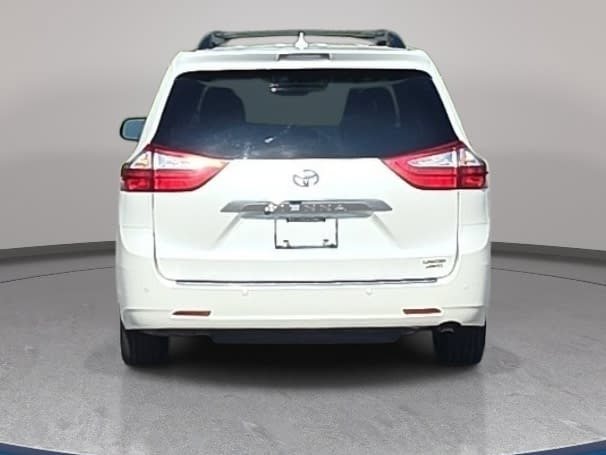 Used 2015 Toyota Sienna Limited Premium AWD/4WD image 6