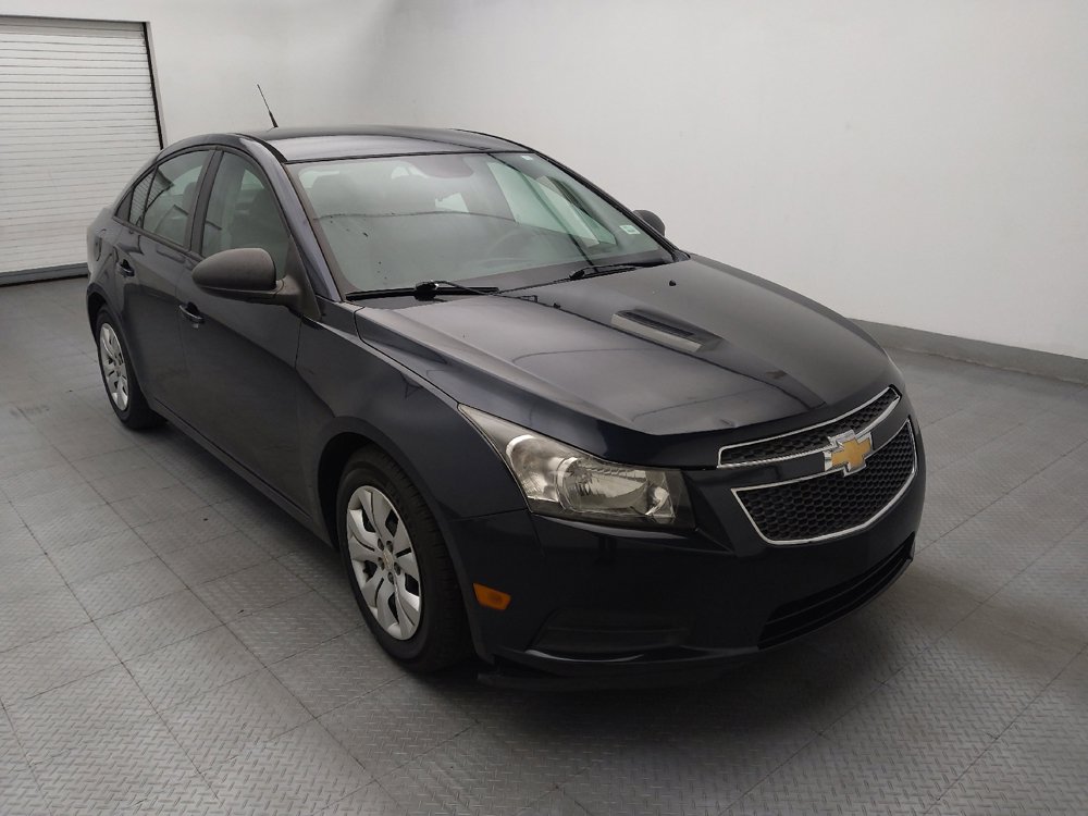 Used 2014 Chevrolet Cruze LS FWD image 13