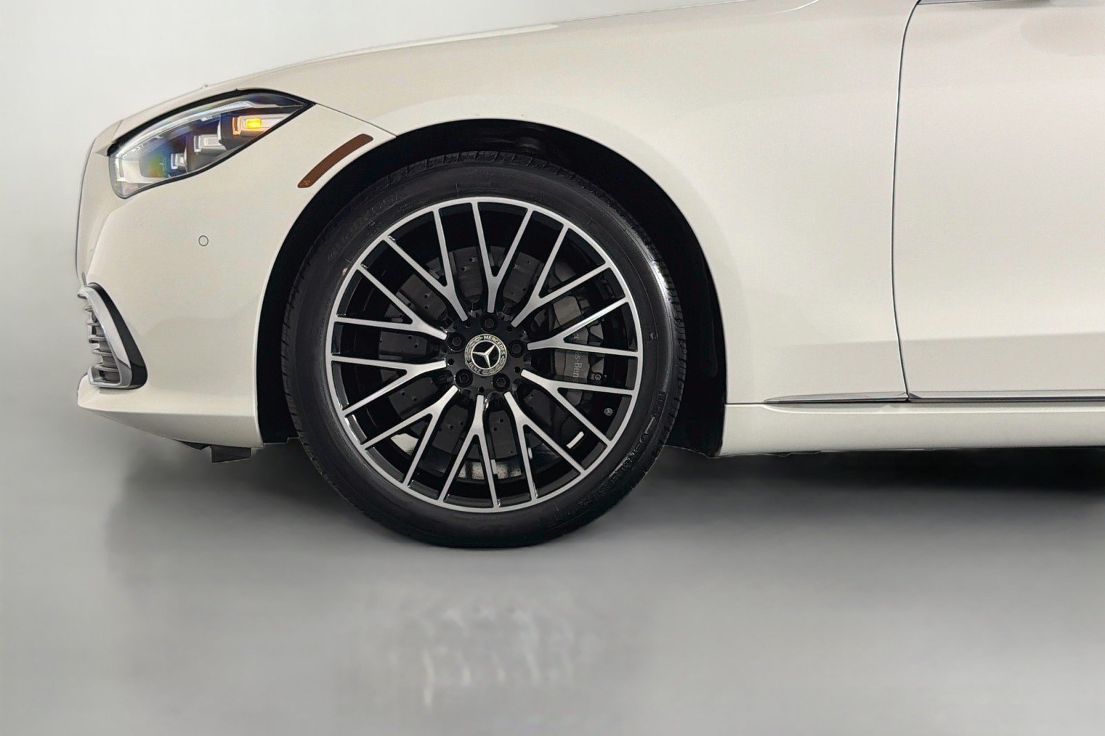 Certified 2023 Mercedes-Benz S 500 4MATIC image 11