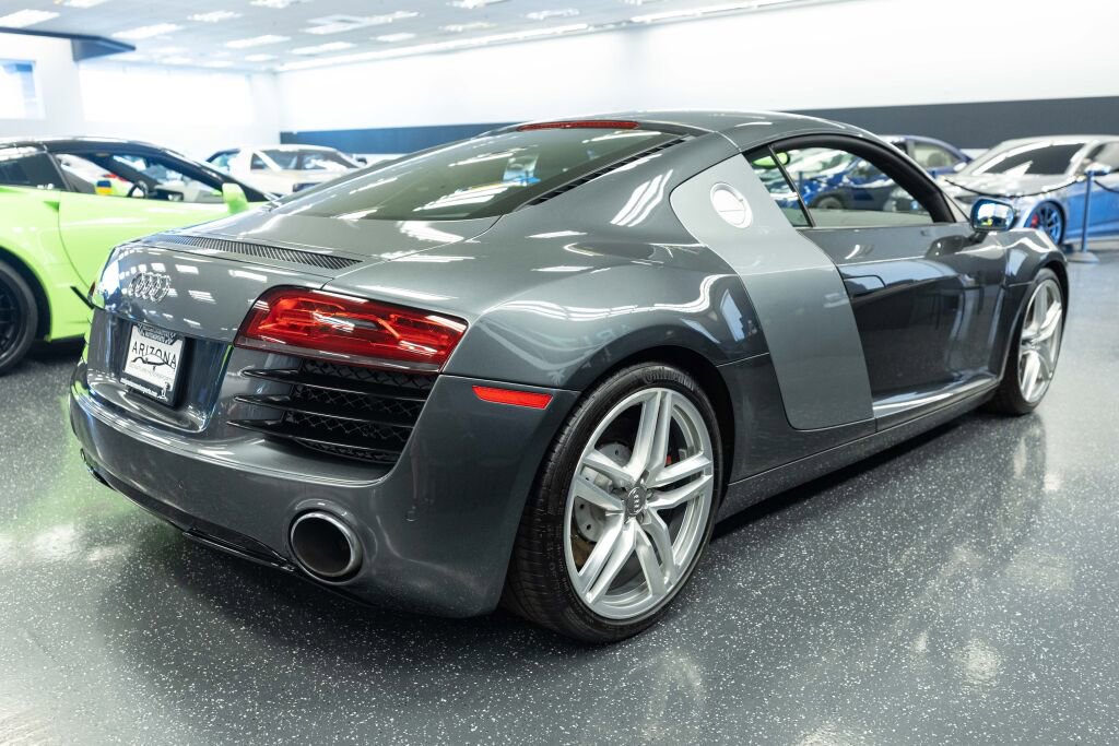 Used 2014 Audi R8 V8 w/ Convenience Package image 6