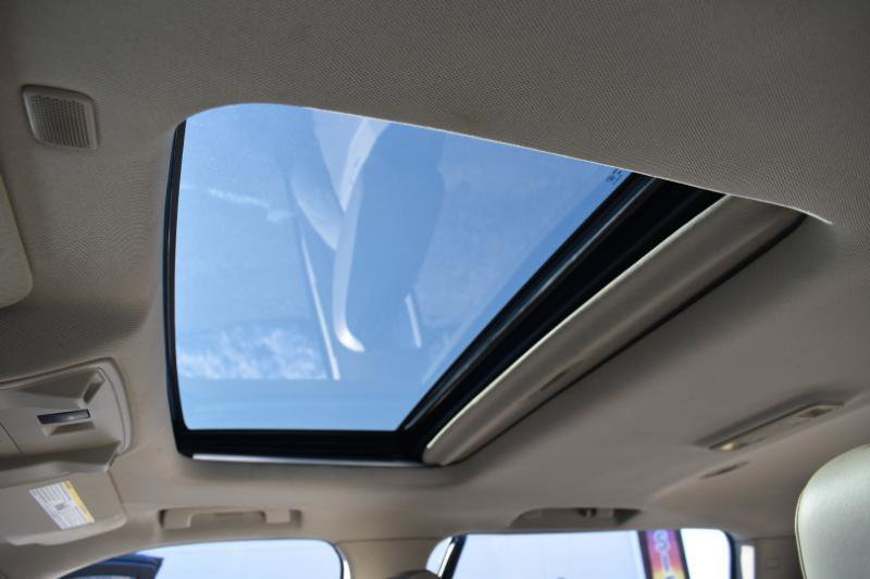 Used 2019 Cadillac Escalade ESV Luxury image 58