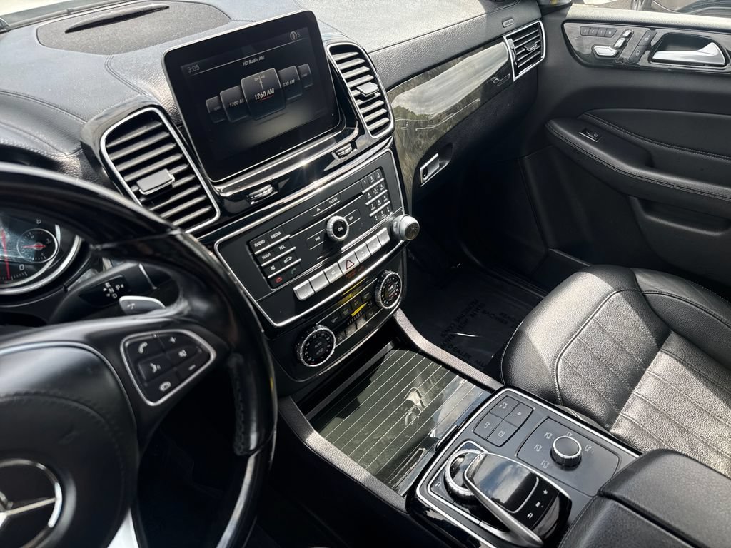 Used 2018 Mercedes-Benz GLS 450 4MATIC image 22