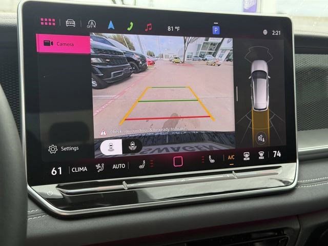 Used 2025 Volkswagen Tiguan SE image 18