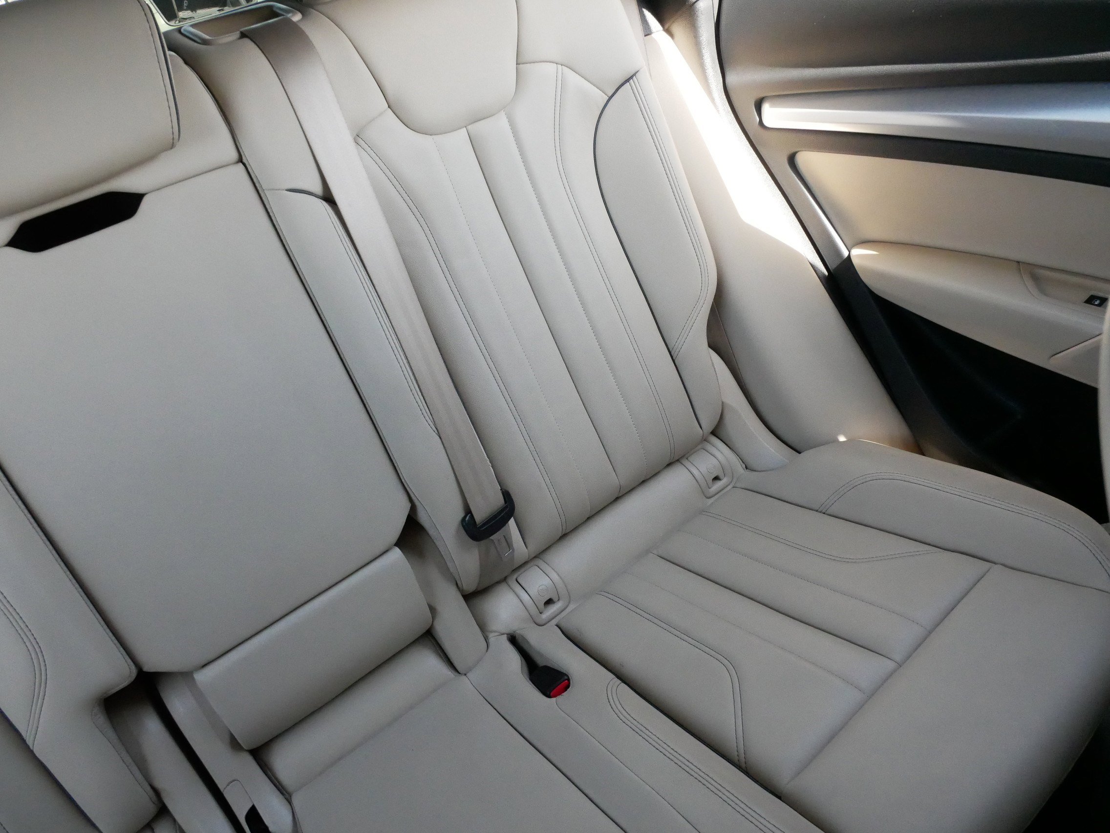 Used 2025 Audi Q5 2.0T Premium w/ Convenience Plus Package image 14