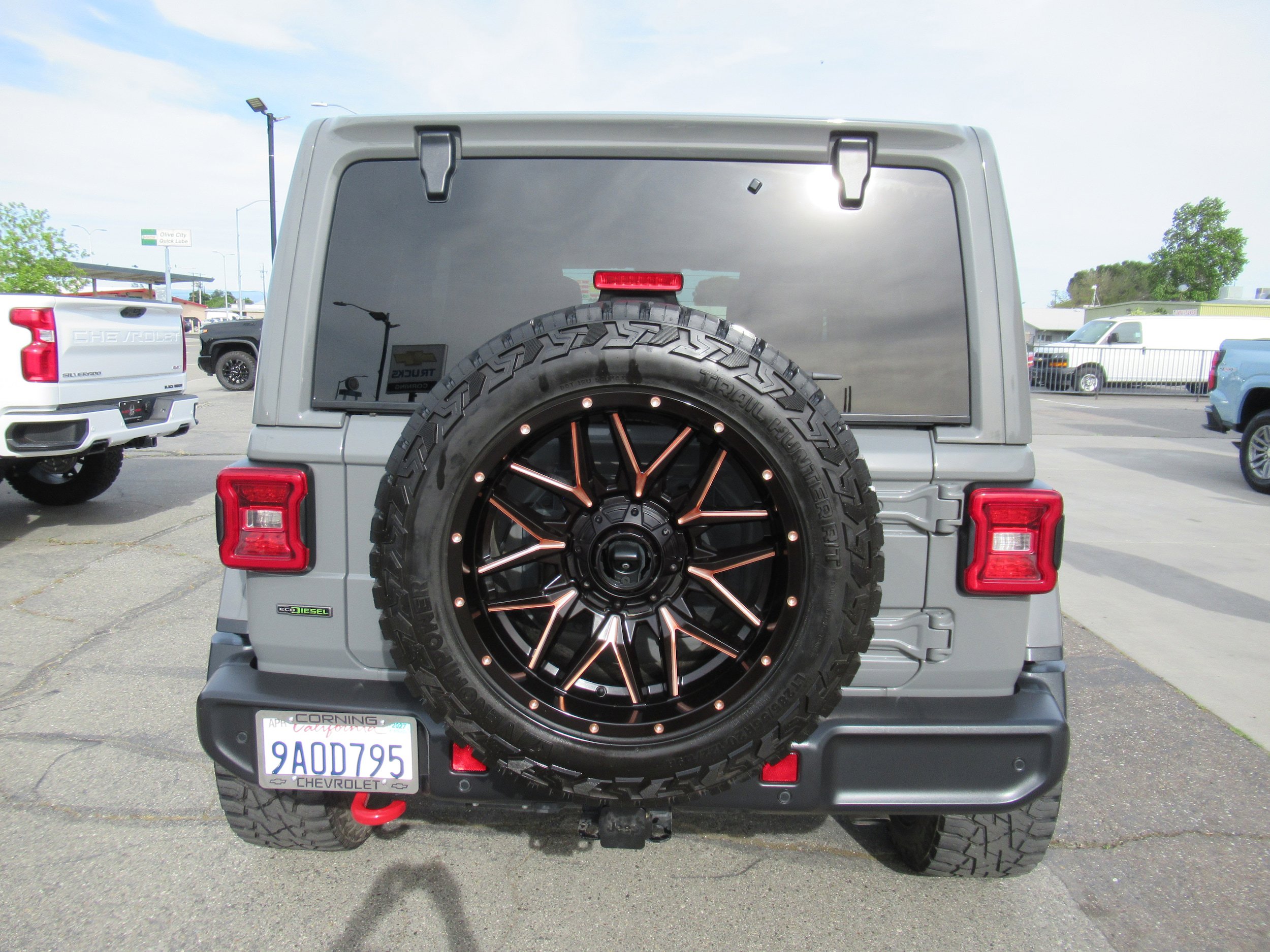 Used 2022 Jeep Wrangler Unlimited Rubicon w/ LED Lighting Group AWD/4WD image 5