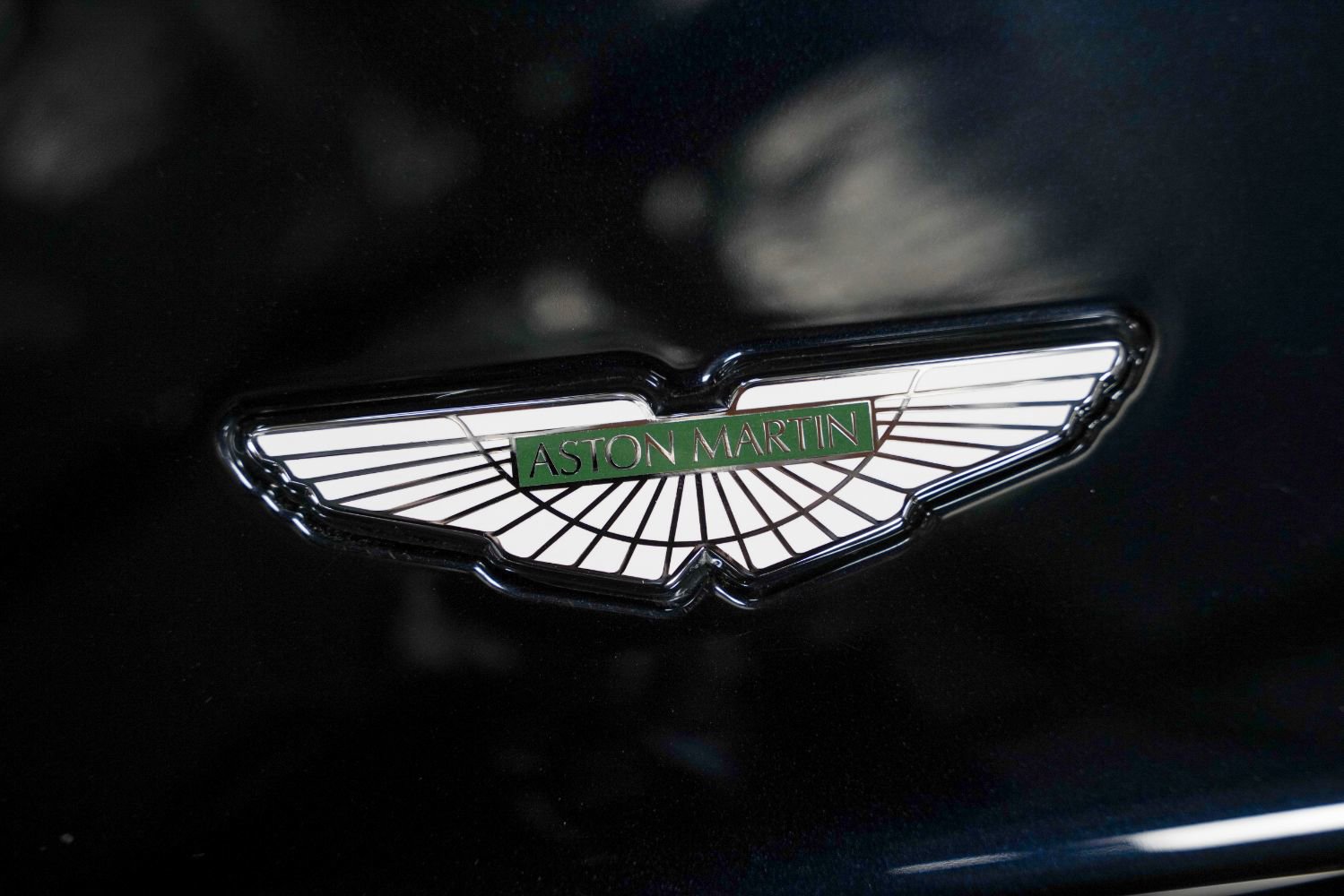 Used 2018 Aston Martin DB11 V12 image 13