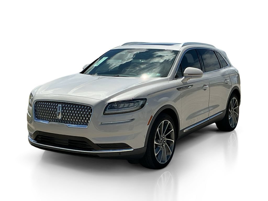 Used 2023 Lincoln Nautilus Reserve w/ Equipment Group 201A FWD image 3