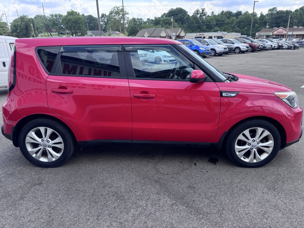Used 2015 Kia Soul + FWD image 4