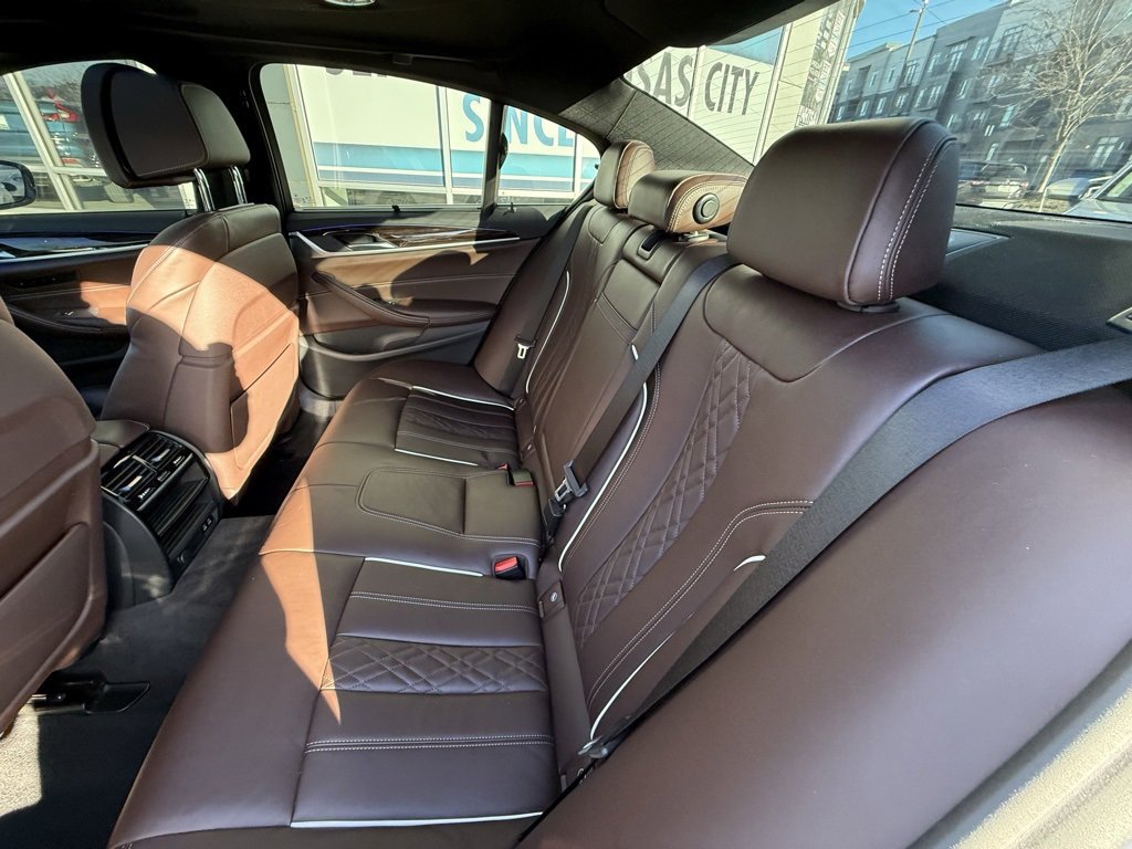 Used 2020 BMW 530i xDrive w/ M Sport Package image 30