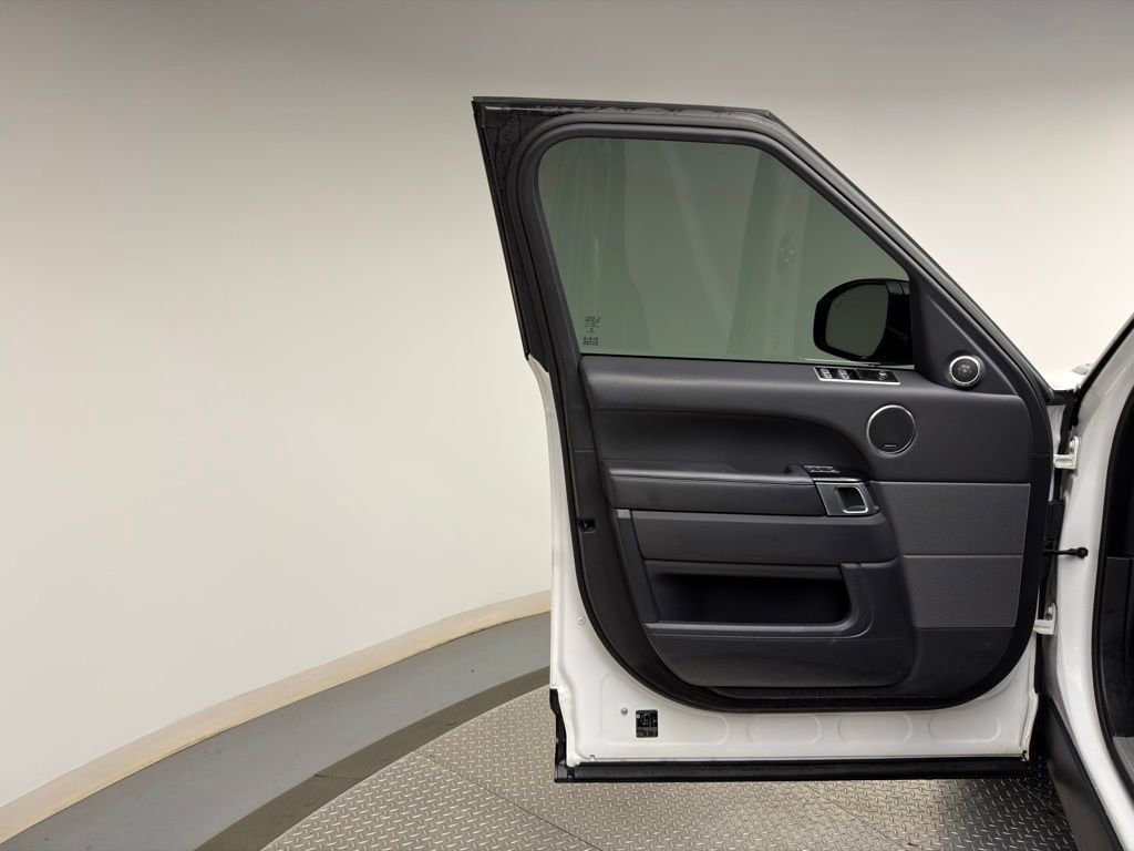 Used 2021 Land Rover Range Rover Sport HSE Silver Edition image 7