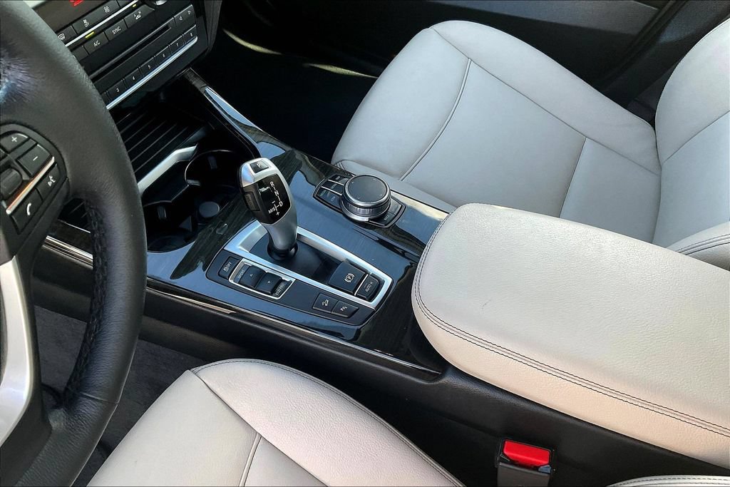 Used 2017 BMW X3 xDrive28i AWD/4WD image 18