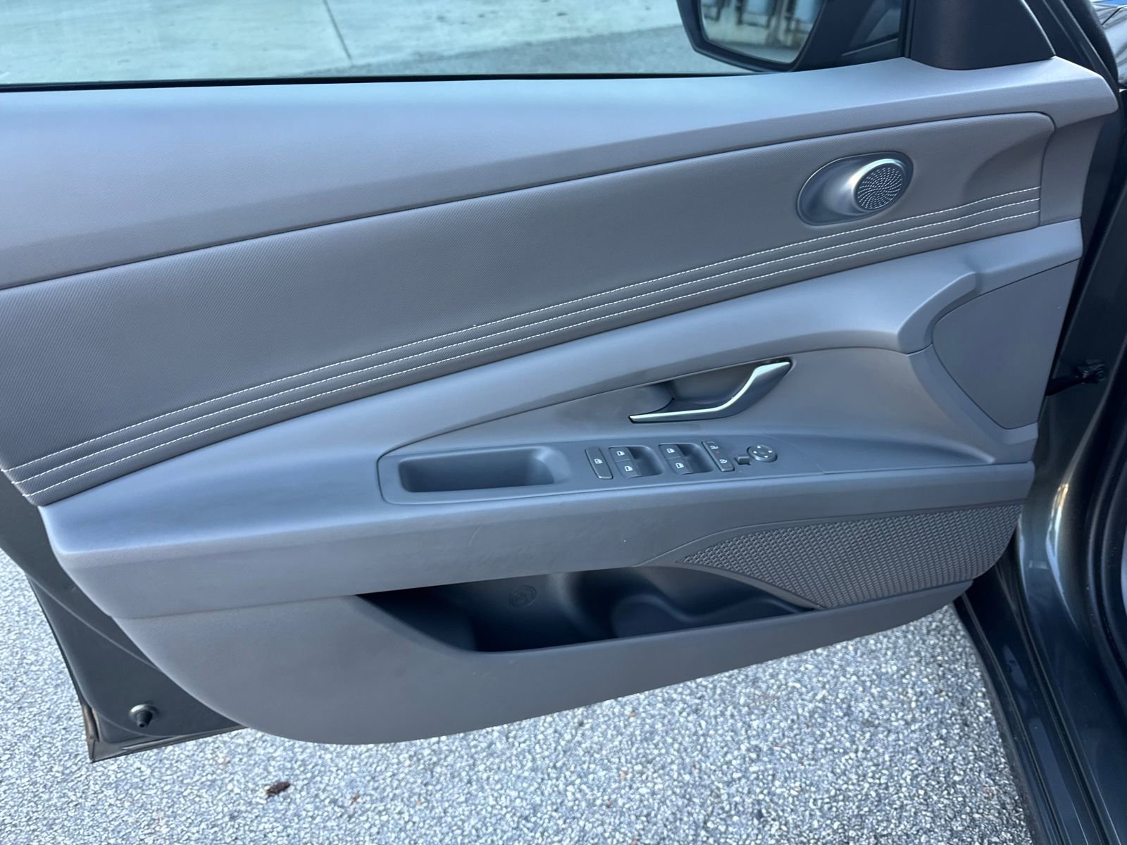 Used 2025 Hyundai Elantra Sport image 10