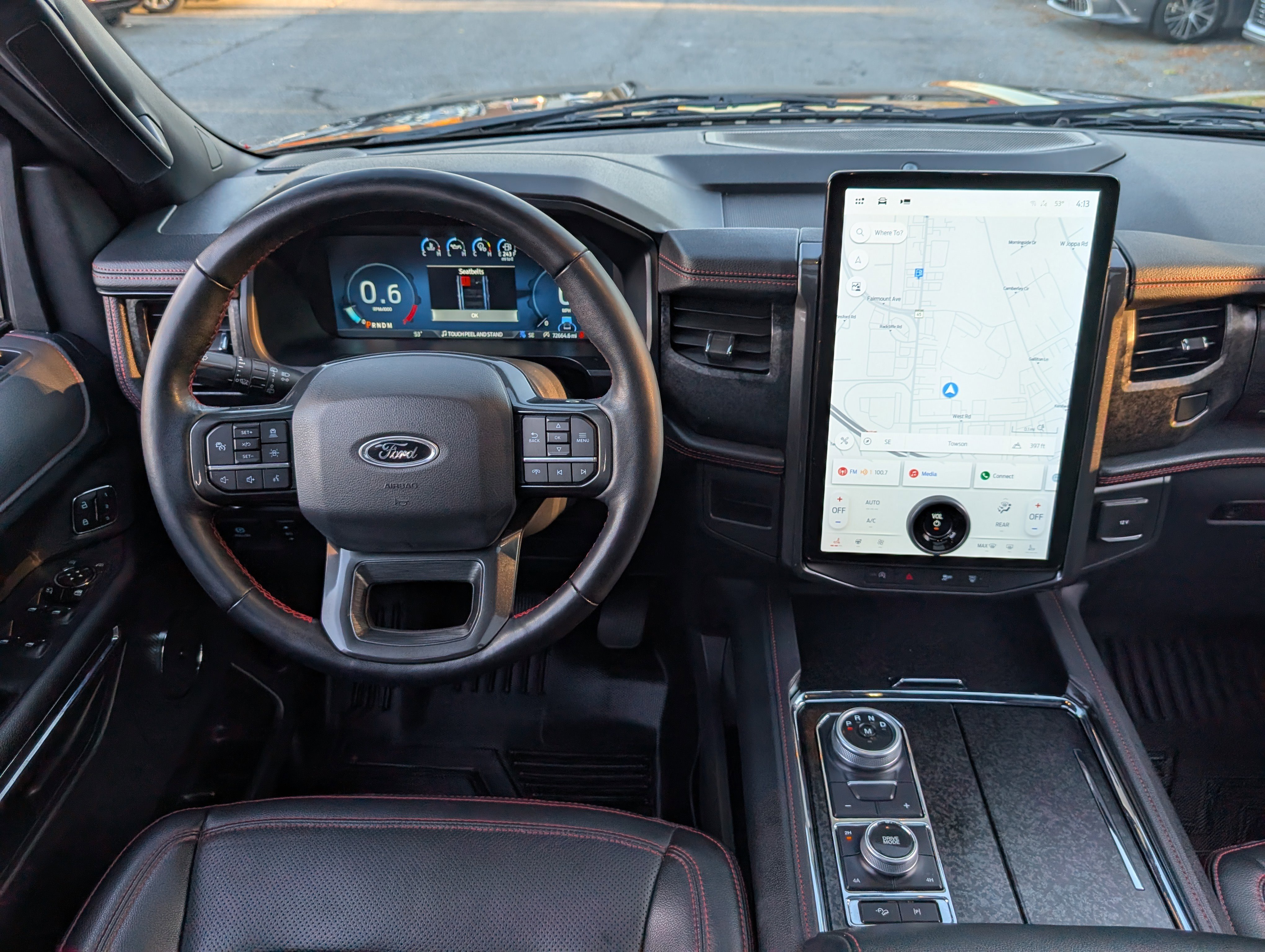 Used 2022 Ford Expedition Max Limited image 19