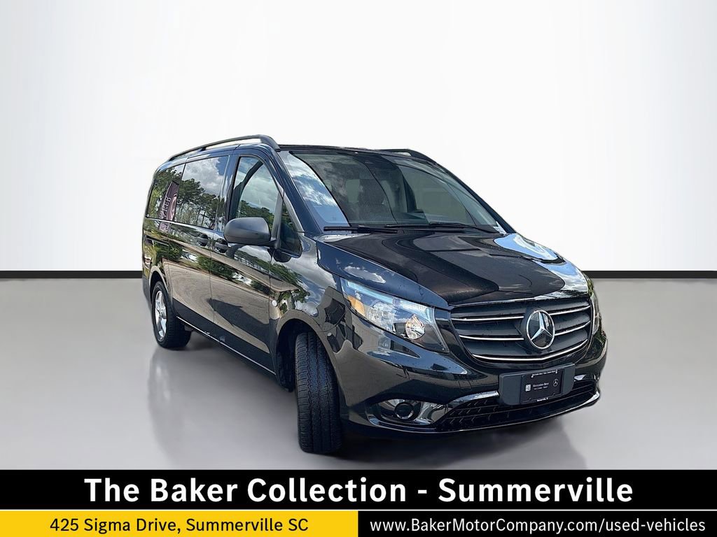 Used 2023 Mercedes-Benz Metris Passenger image 1