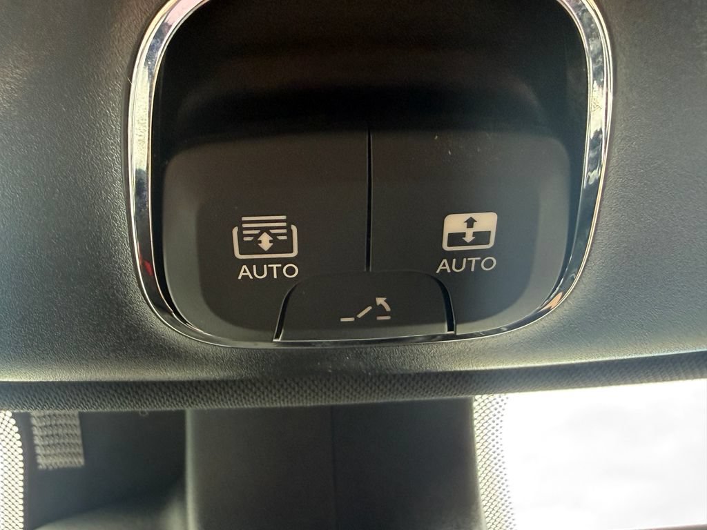 Used 2023 Jeep Compass High Altitude w/ Driver Assist Group I AWD/4WD image 33