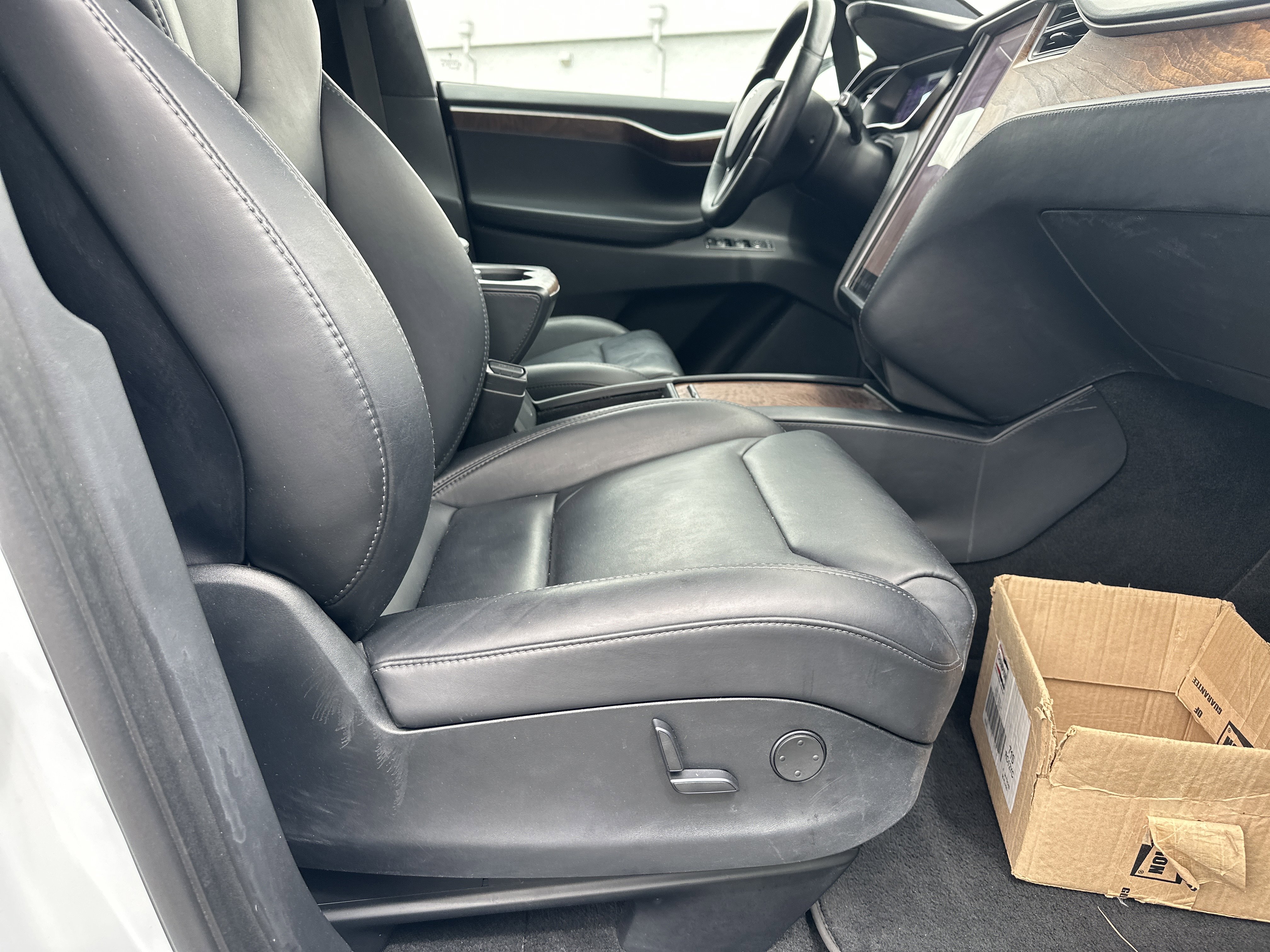 Used 2019 Tesla Model X Long Range image 15