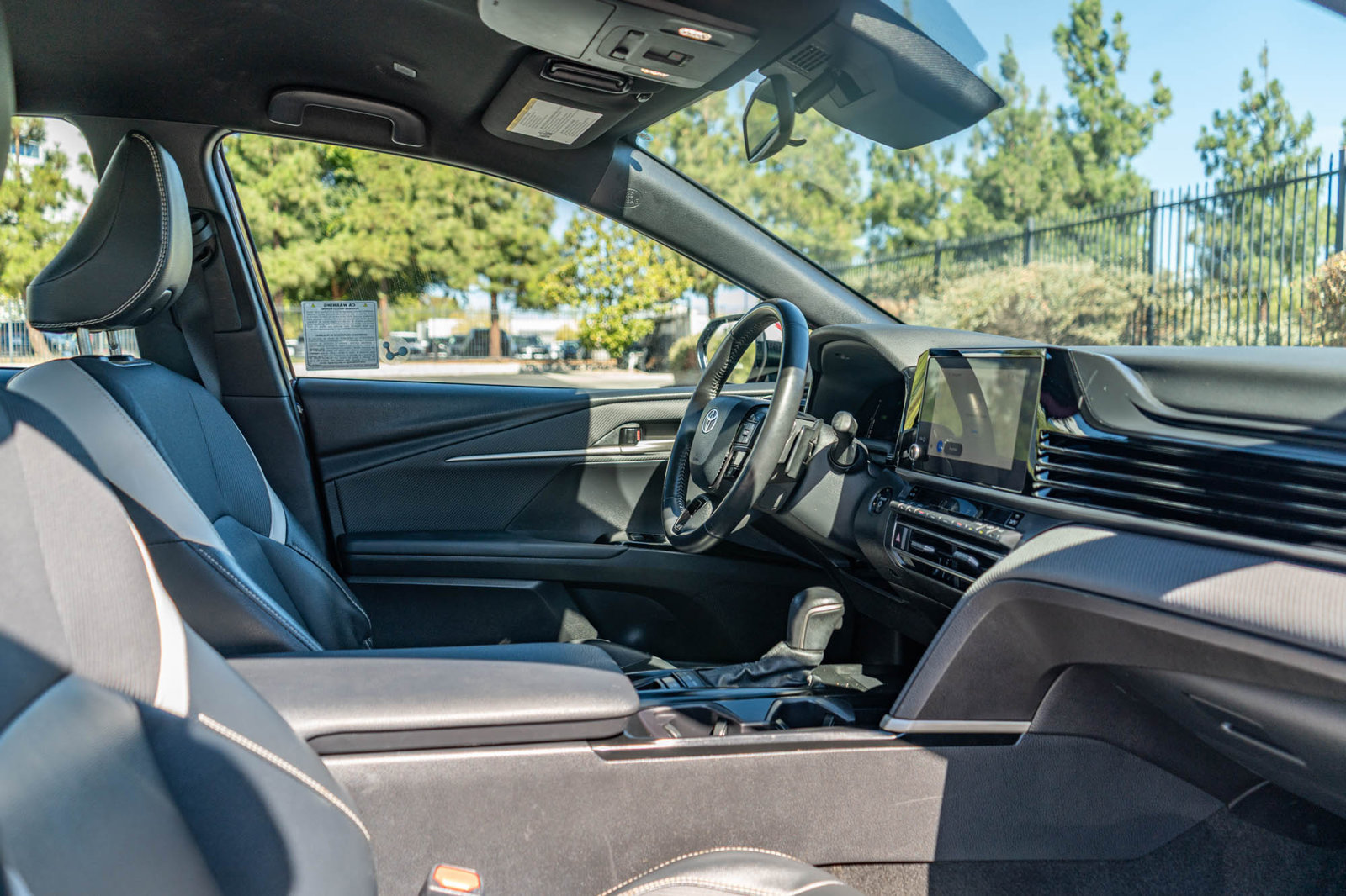 Certified 2025 Toyota Camry SE FWD image 22