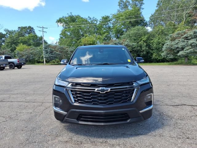 Used 2022 Chevrolet Traverse LT w/ LPO, Blackout Package AWD/4WD image 2
