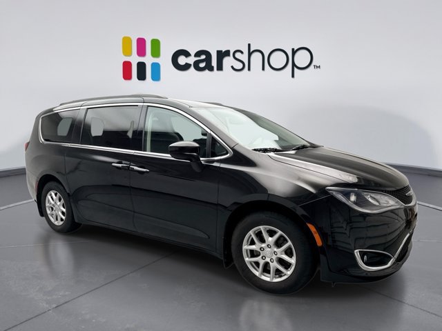 Used 2020 Chrysler Pacifica Touring FWD image 7