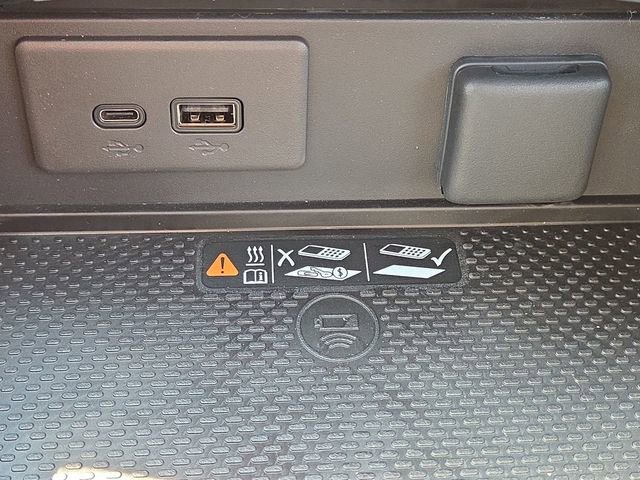 New 2025 Buick Envision Sport Touring image 38